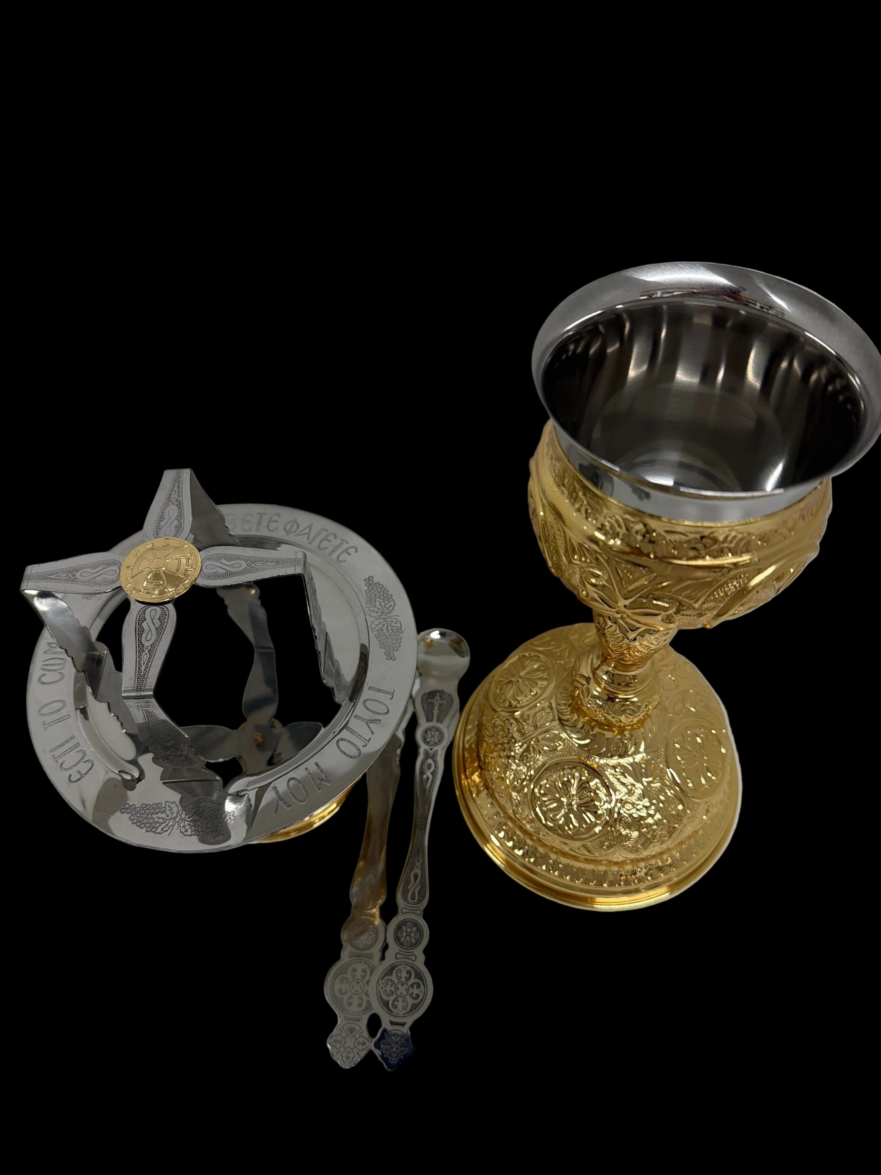 Holy Vessels Set Golden